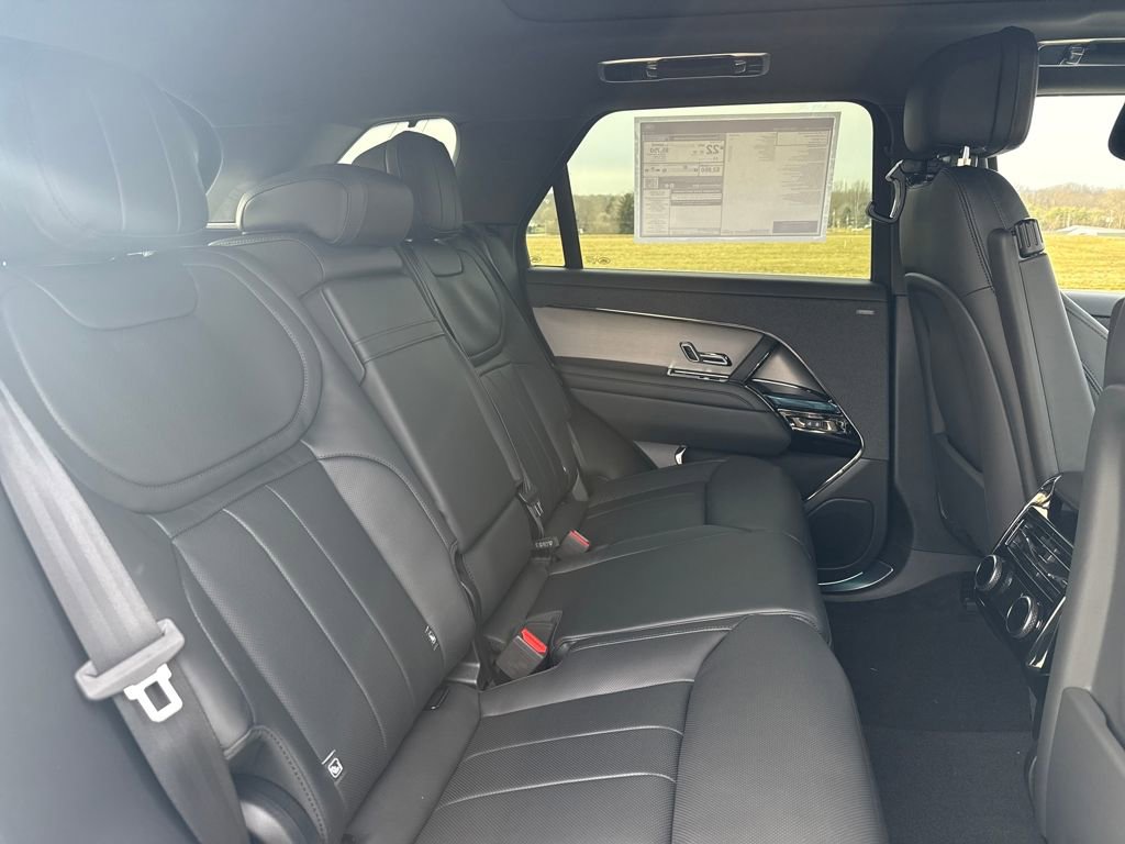 New 2026 Land Rover Range Rover Sport SE image 17
