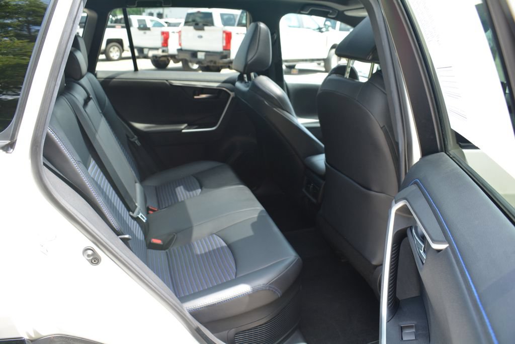 Used 2021 Toyota RAV4 XSE AWD/4WD image 23