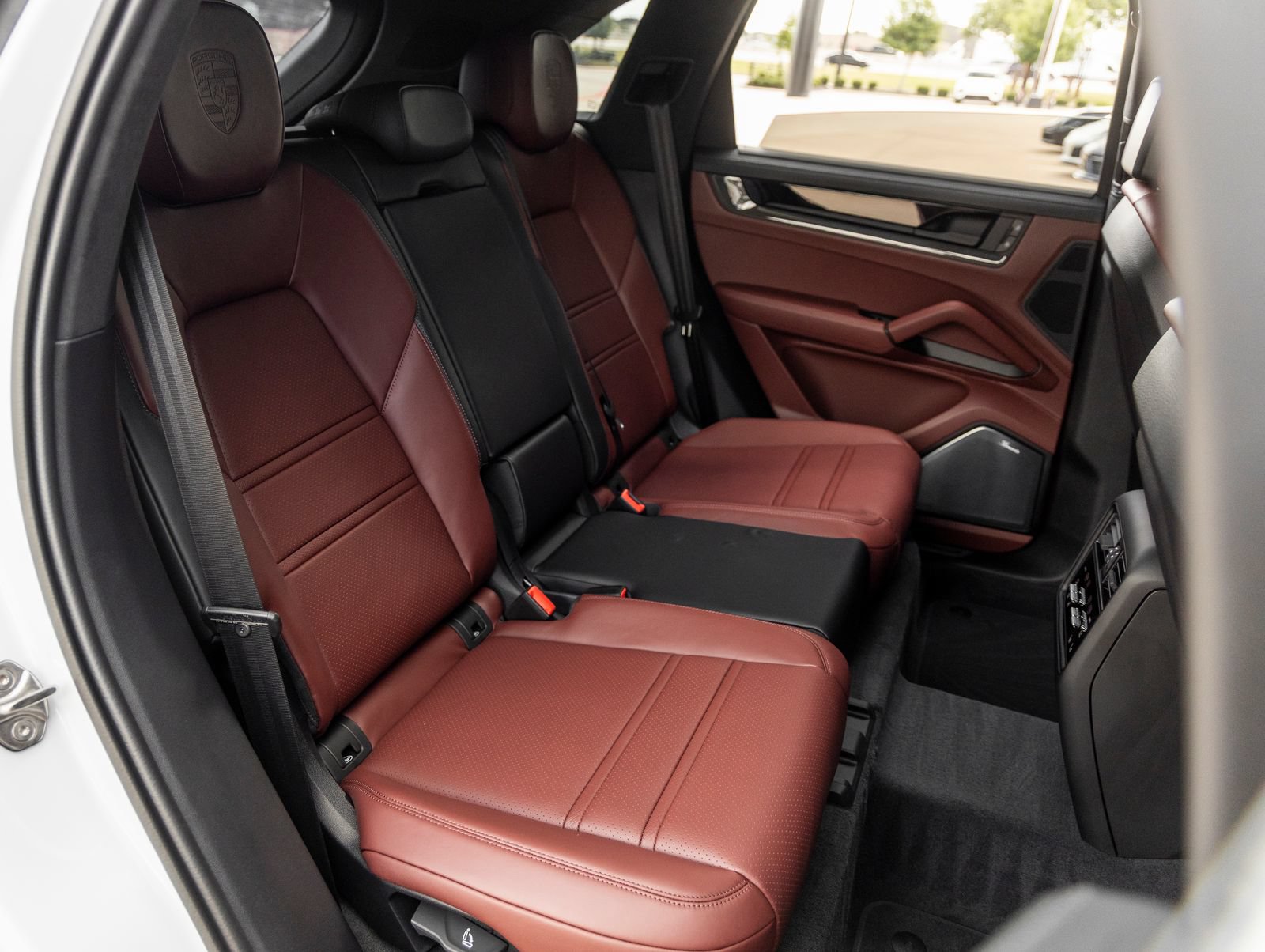 New 2026 Porsche Cayenne GTS AWD/4WD image 44