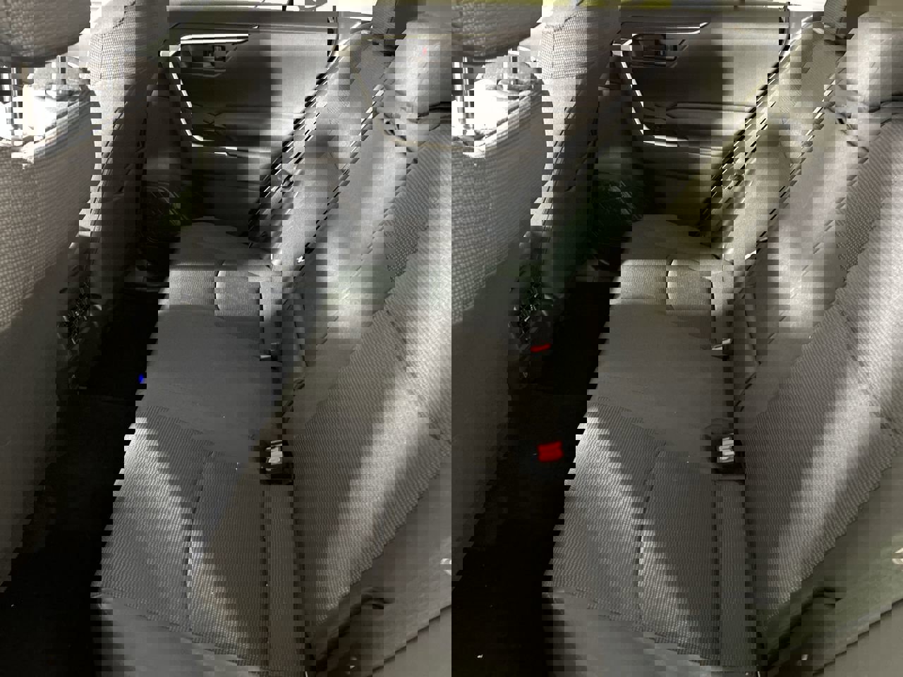 Used 2025 Toyota RAV4 LE image 23