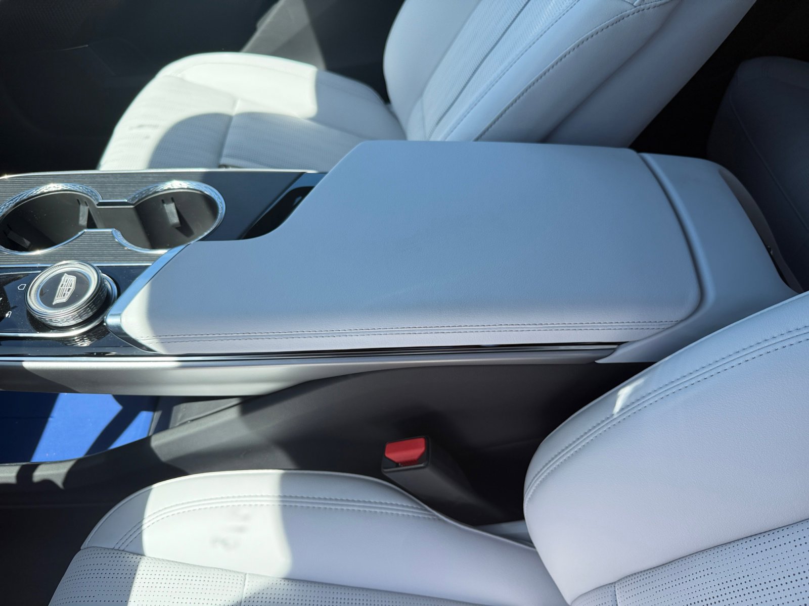 New 2025 Cadillac Lyriq Sport image 14