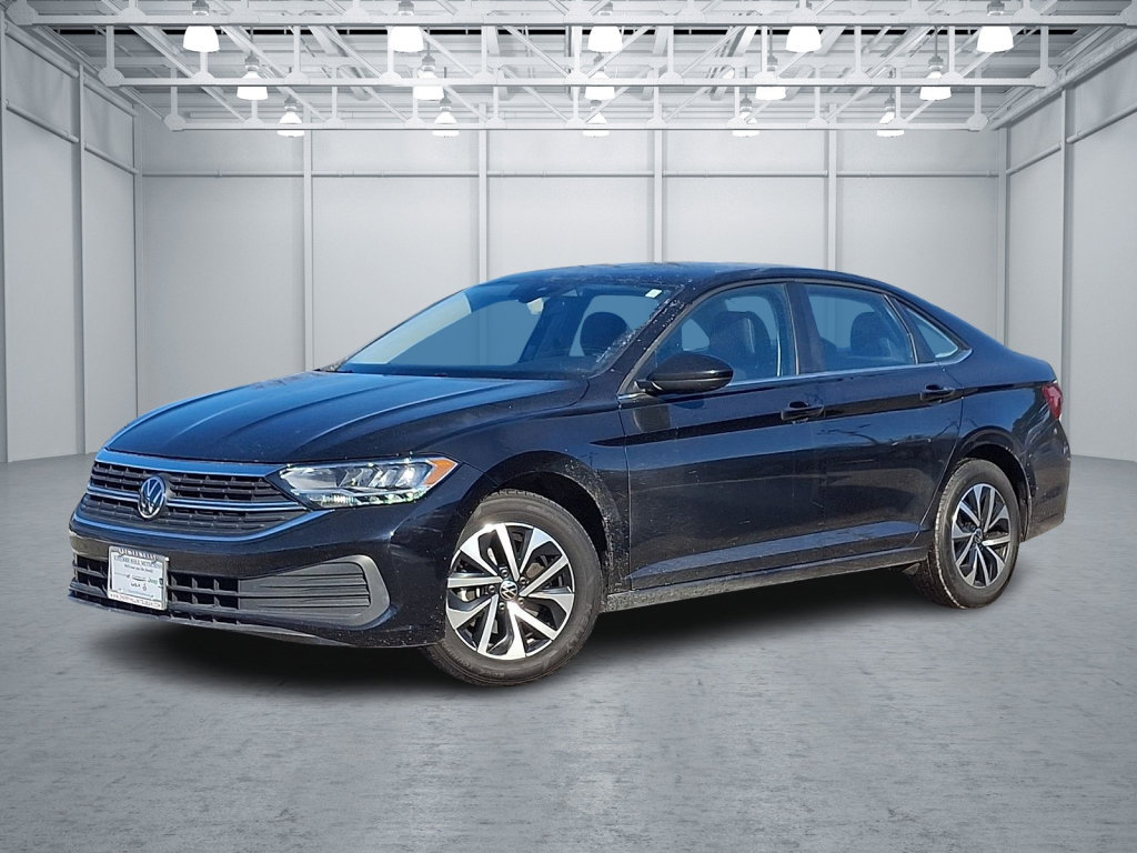 Used 2024 Volkswagen Jetta S image 1