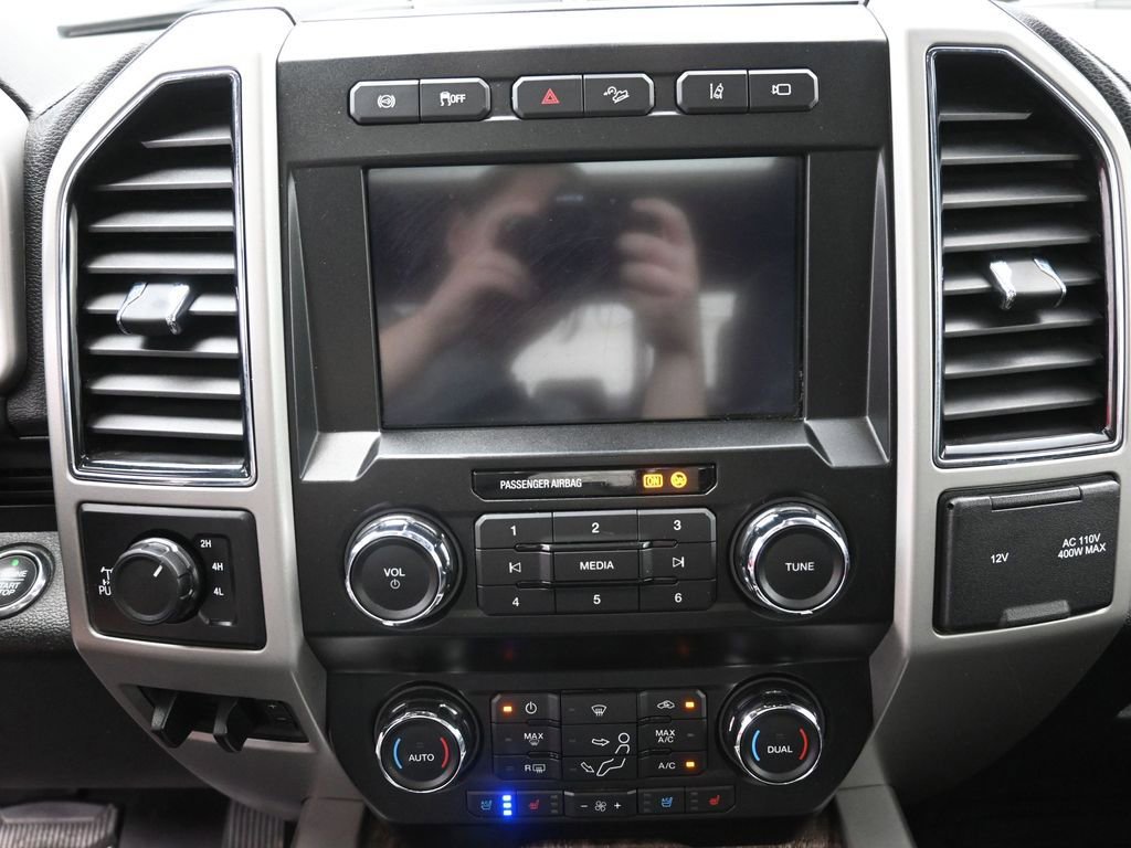 Used 2019 Ford F250 Lariat w/ Lariat Ultimate Package AWD/4WD image 9