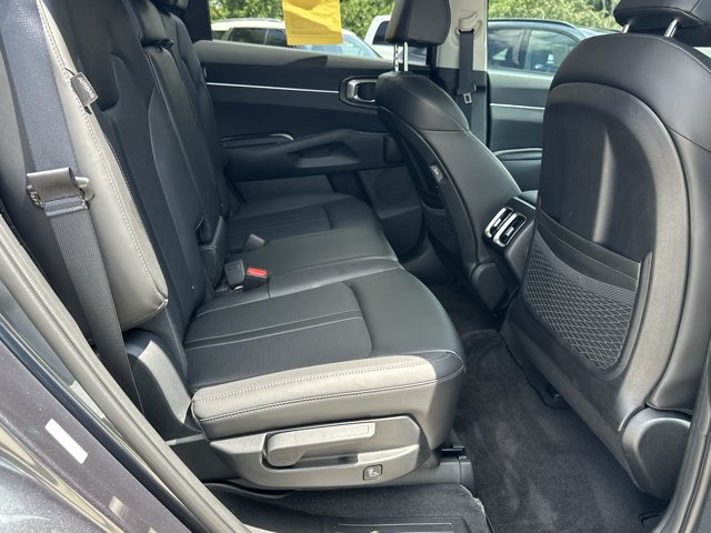 Certified 2024 Kia Sorento S w/ Panoramic Sunroof Package FWD image 18