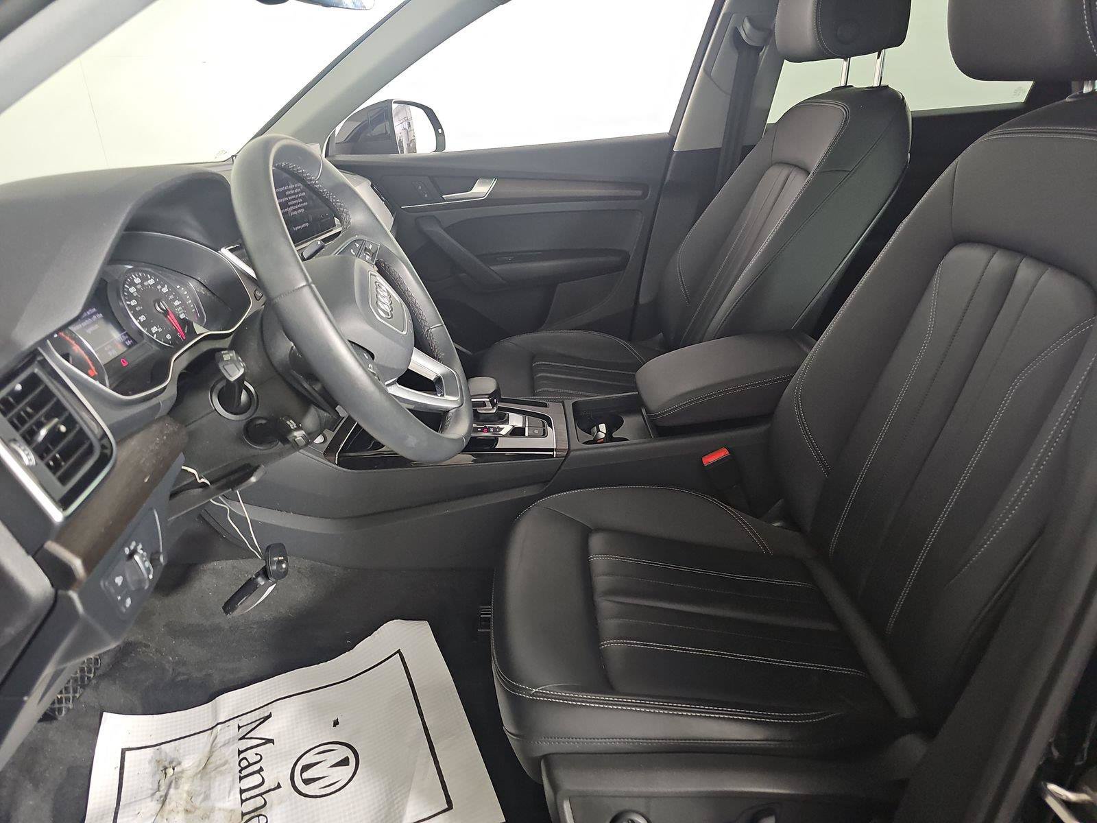 Used 2023 Audi Q5 2.0T Premium w/ Convenience Package AWD/4WD image 5