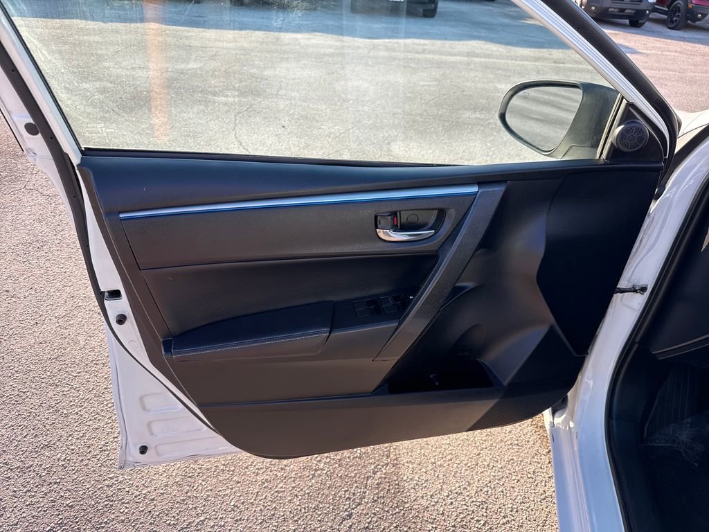 Used 2014 Toyota Corolla S image 10