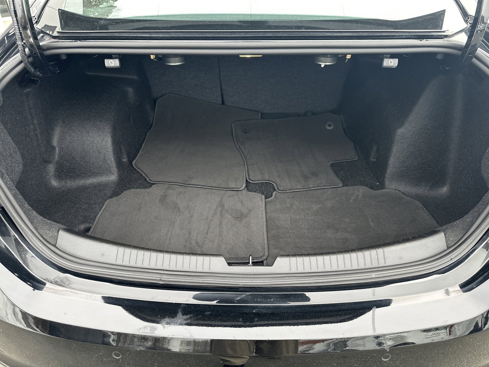 Used 2024 Chevrolet Malibu LT image 23