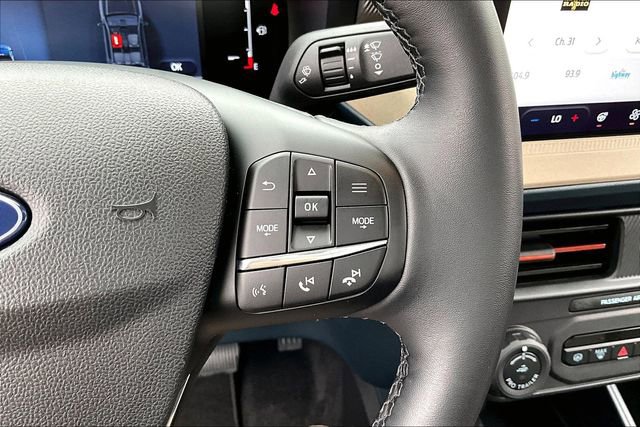 Used 2025 Ford Maverick Lariat AWD/4WD image 11