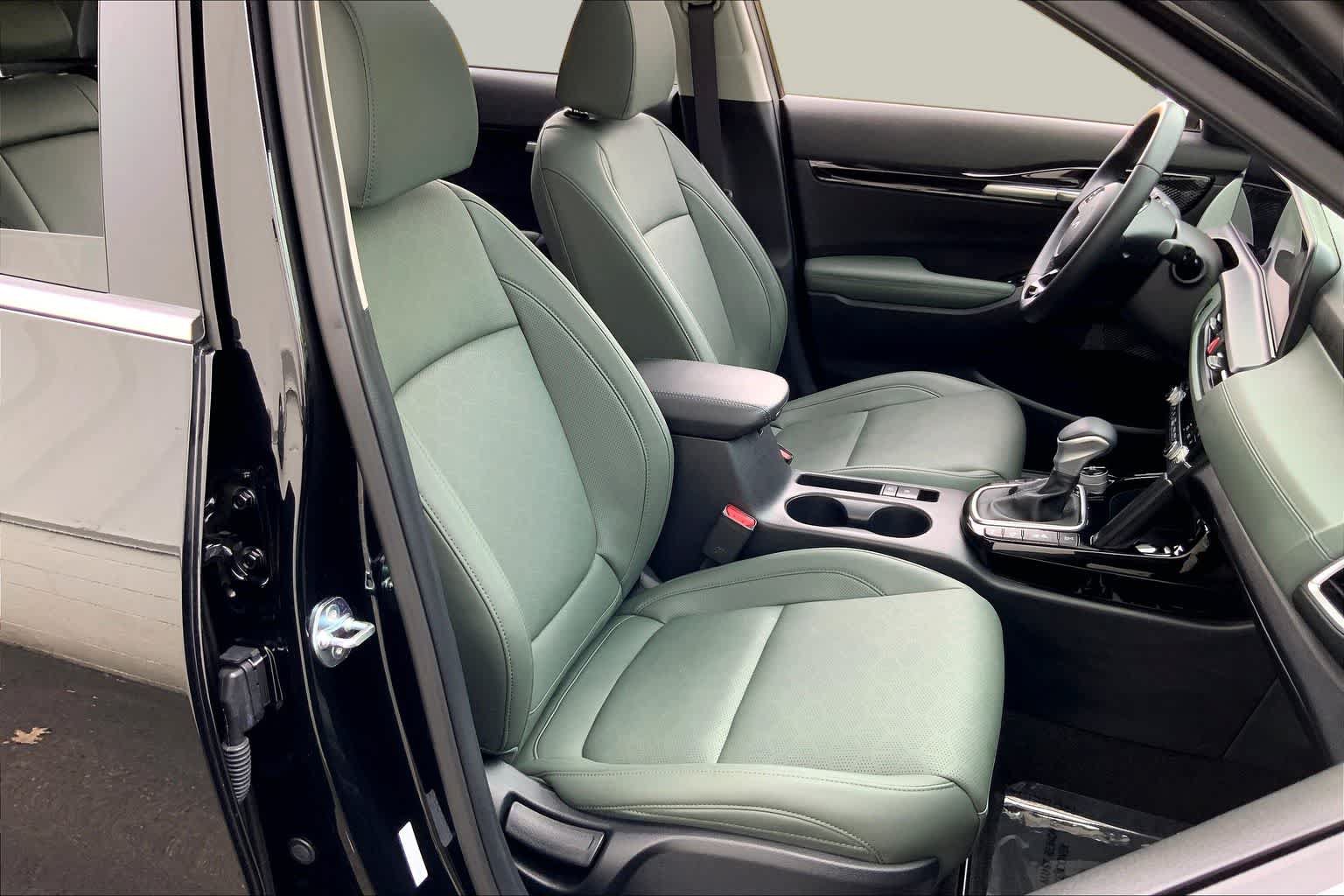 Used 2025 Kia Seltos SX w/ SX Sunroof Package AWD/4WD image 8