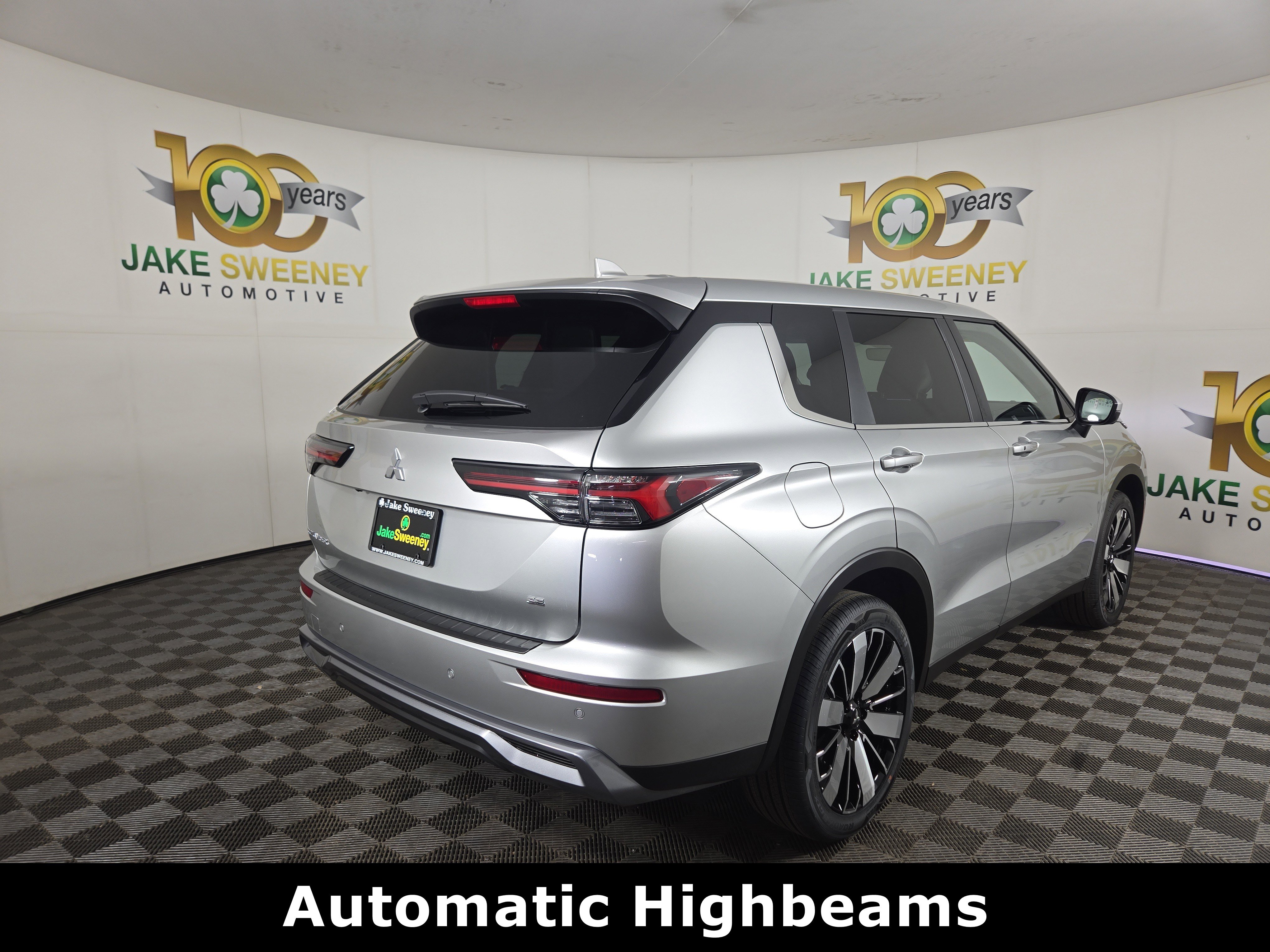 New 2026 Mitsubishi Outlander SE FWD image 7