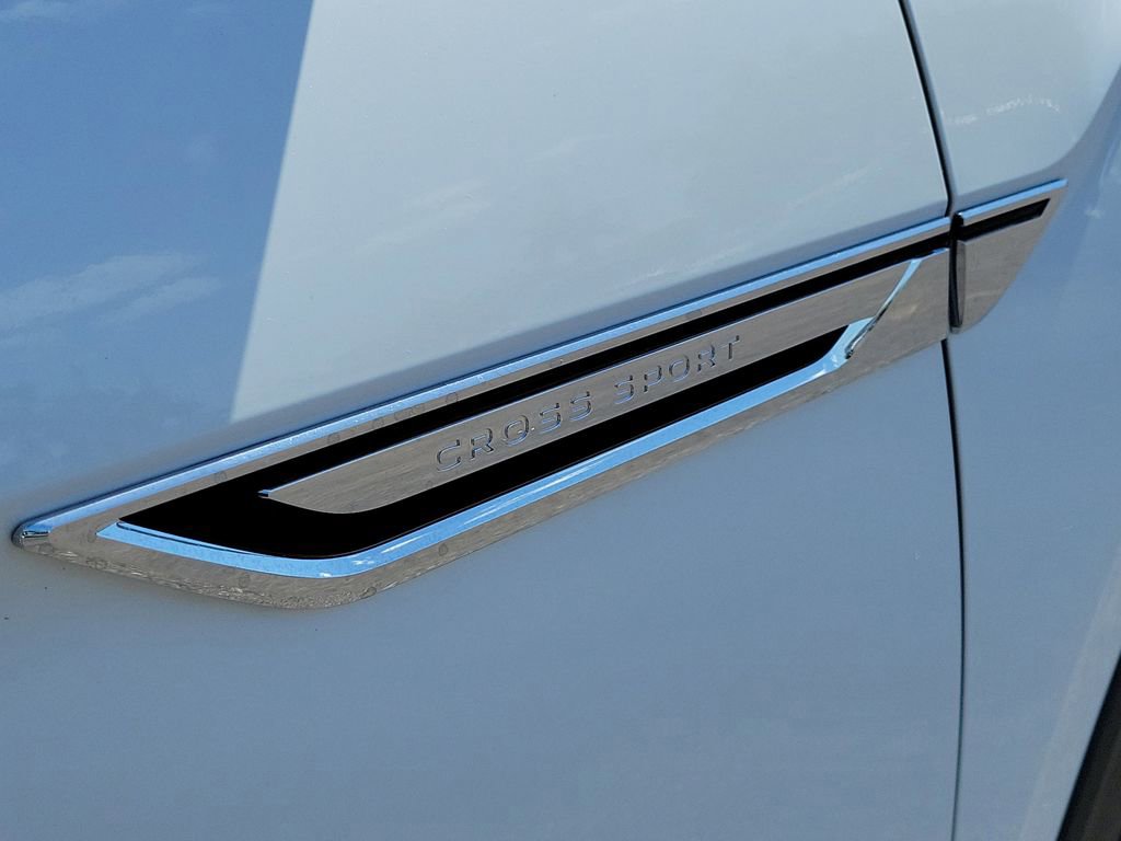 Used 2026 Volkswagen Atlas Cross Sport SE FWD image 6