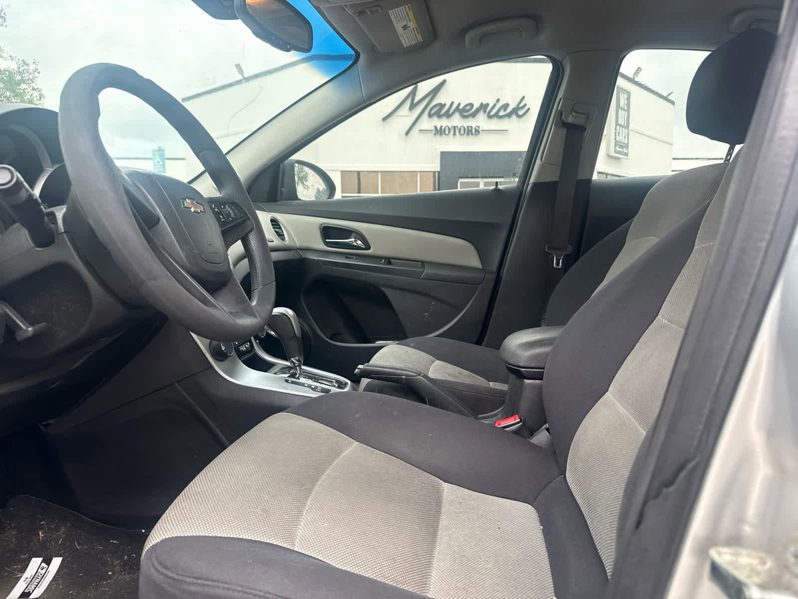 Used 2015 Chevrolet Cruze LS FWD image 7