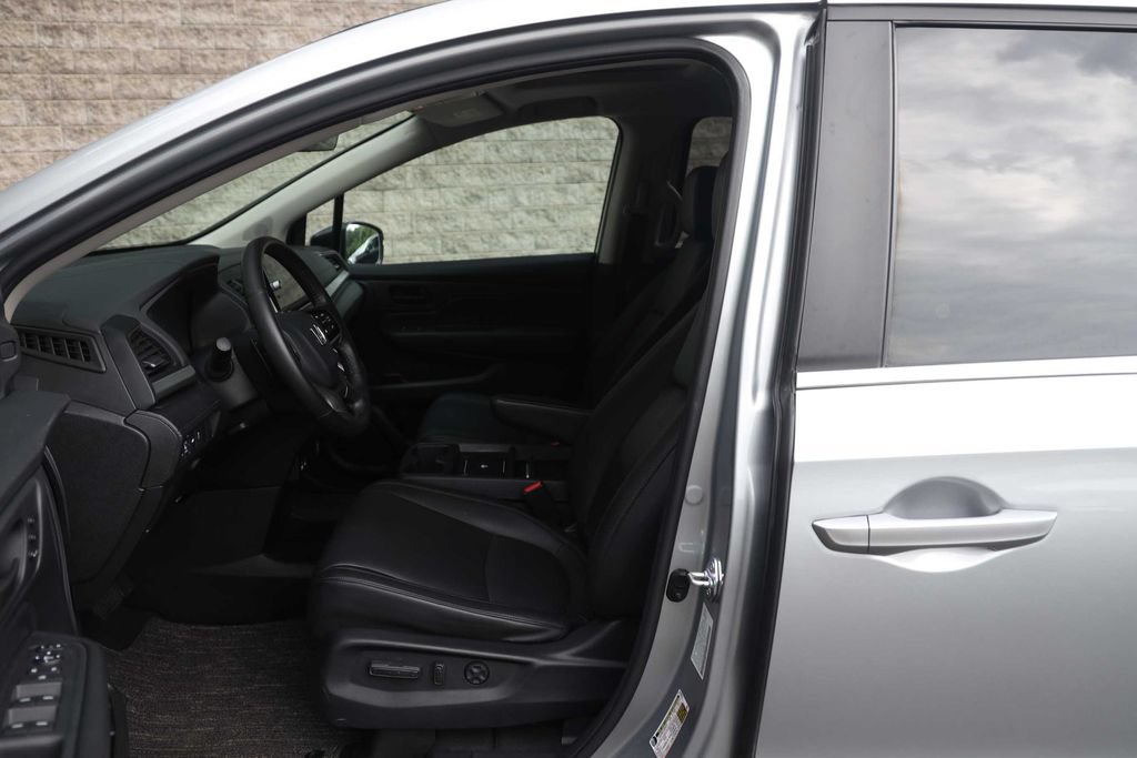 Used 2025 Honda Odyssey EX-L image 25