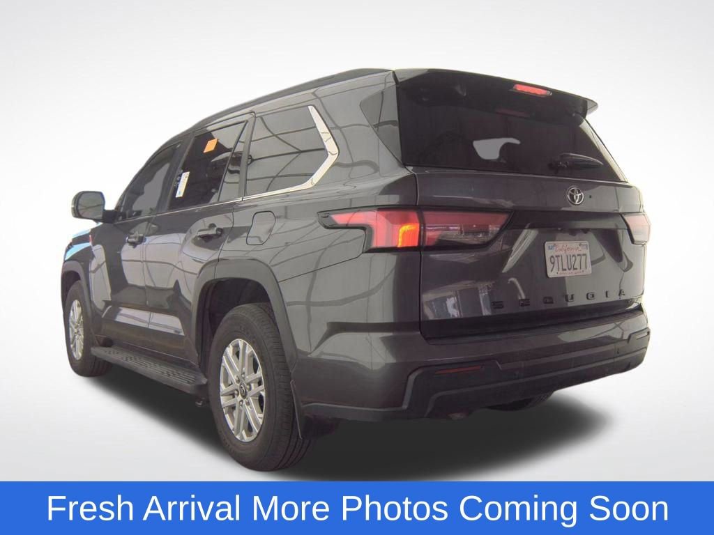Used 2025 Toyota Sequoia SR5 image 7