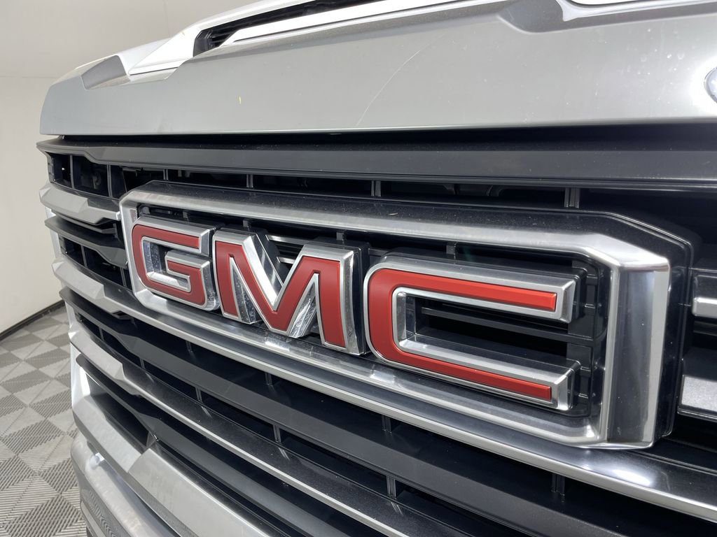 Used 2025 GMC Sierra 2500 SLT image 30