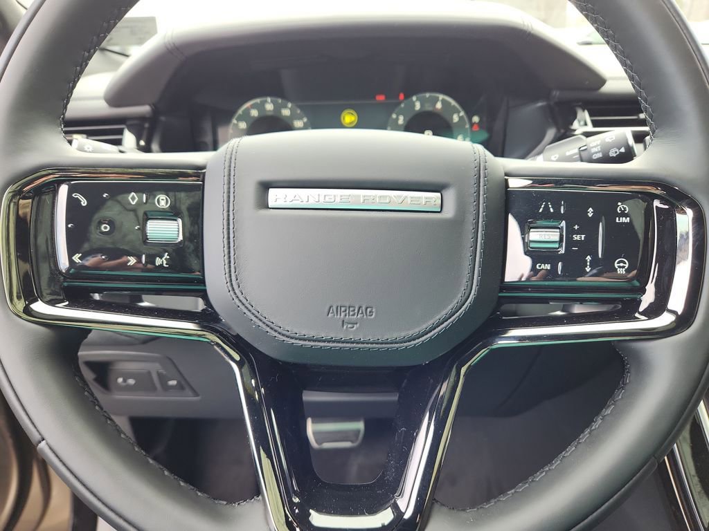 New 2026 Land Rover Range Rover Velar Dynamic SE AWD/4WD image 18
