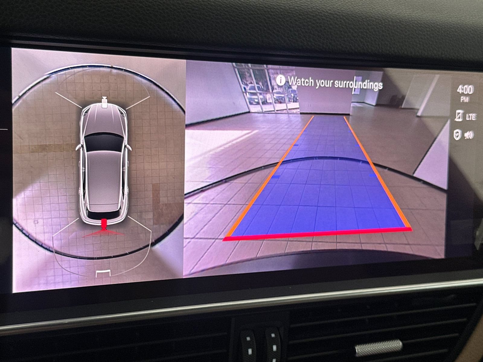 Certified 2023 Porsche Cayenne AWD/4WD image 19