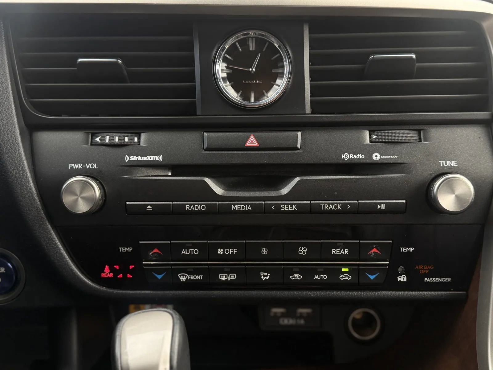 Used 2022 Lexus RX 450hL AWD w/ Premium Package image 34