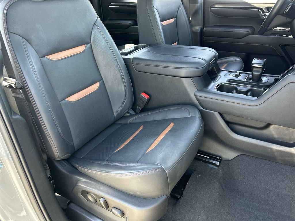 Used 2023 GMC Sierra 1500 AT4 w/ Technology Package AWD/4WD image 27