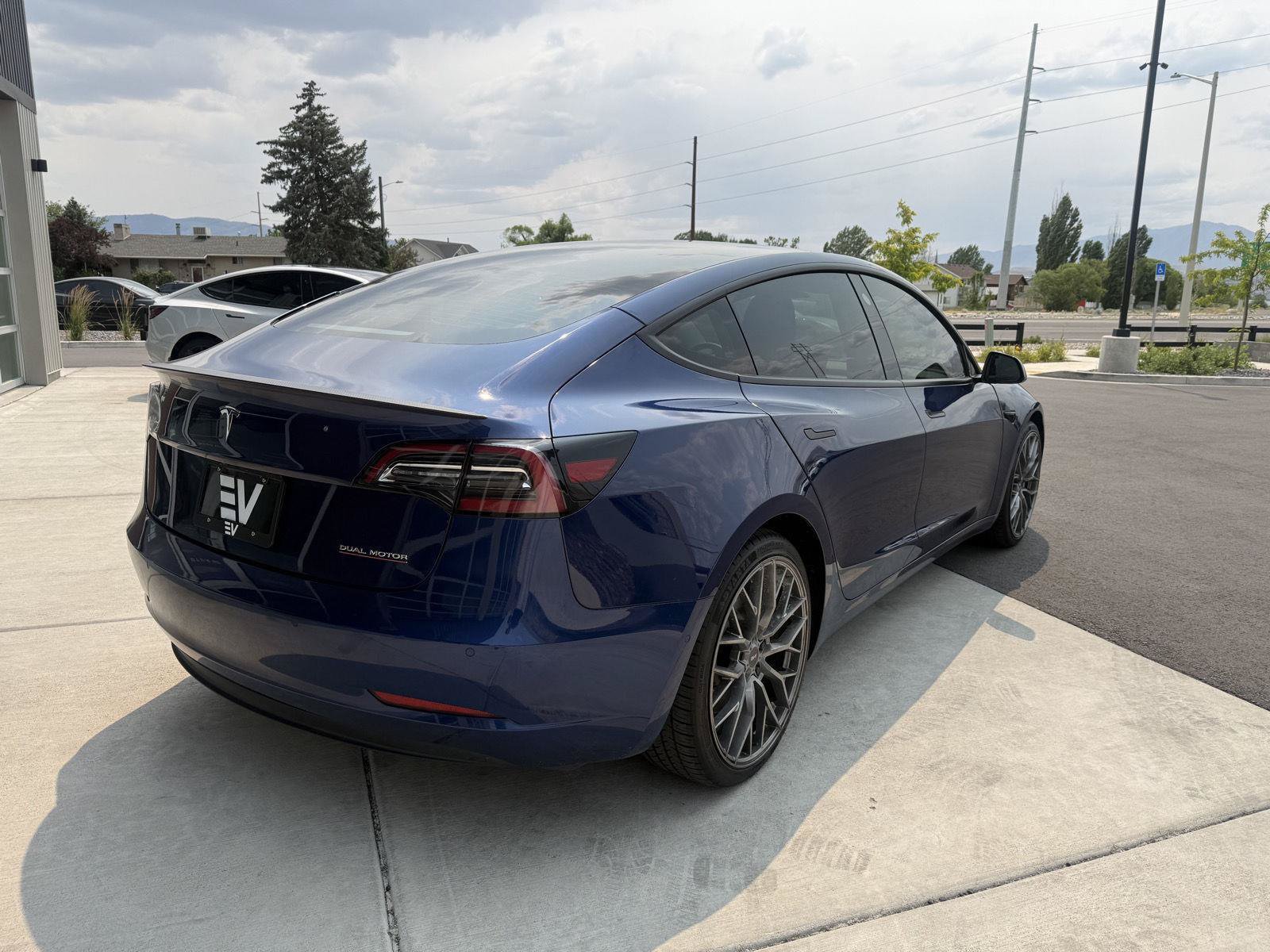 Used 2021 Tesla Model 3 Performance AWD/4WD image 8