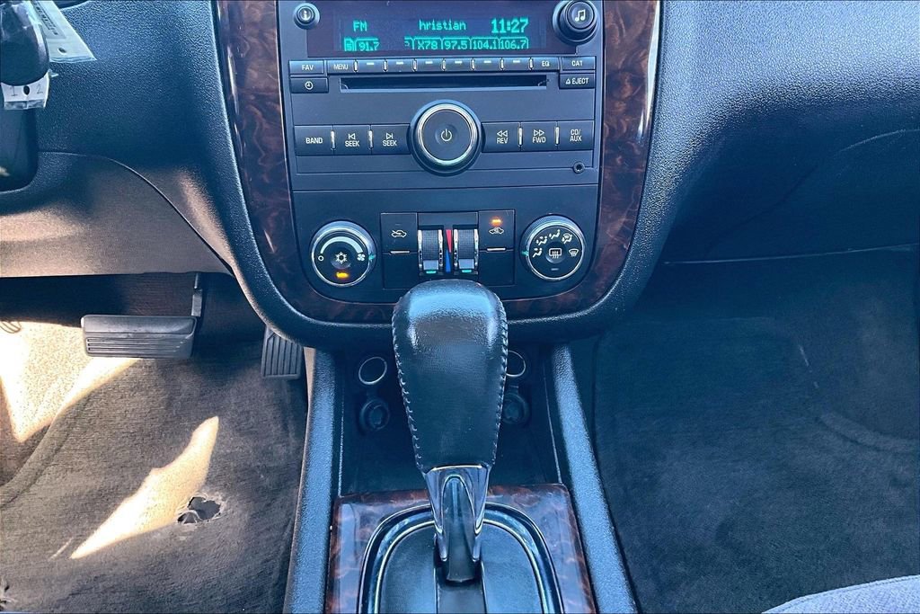 Used 2014 Chevrolet Impala LT w/ LT Sunroof Package image 38