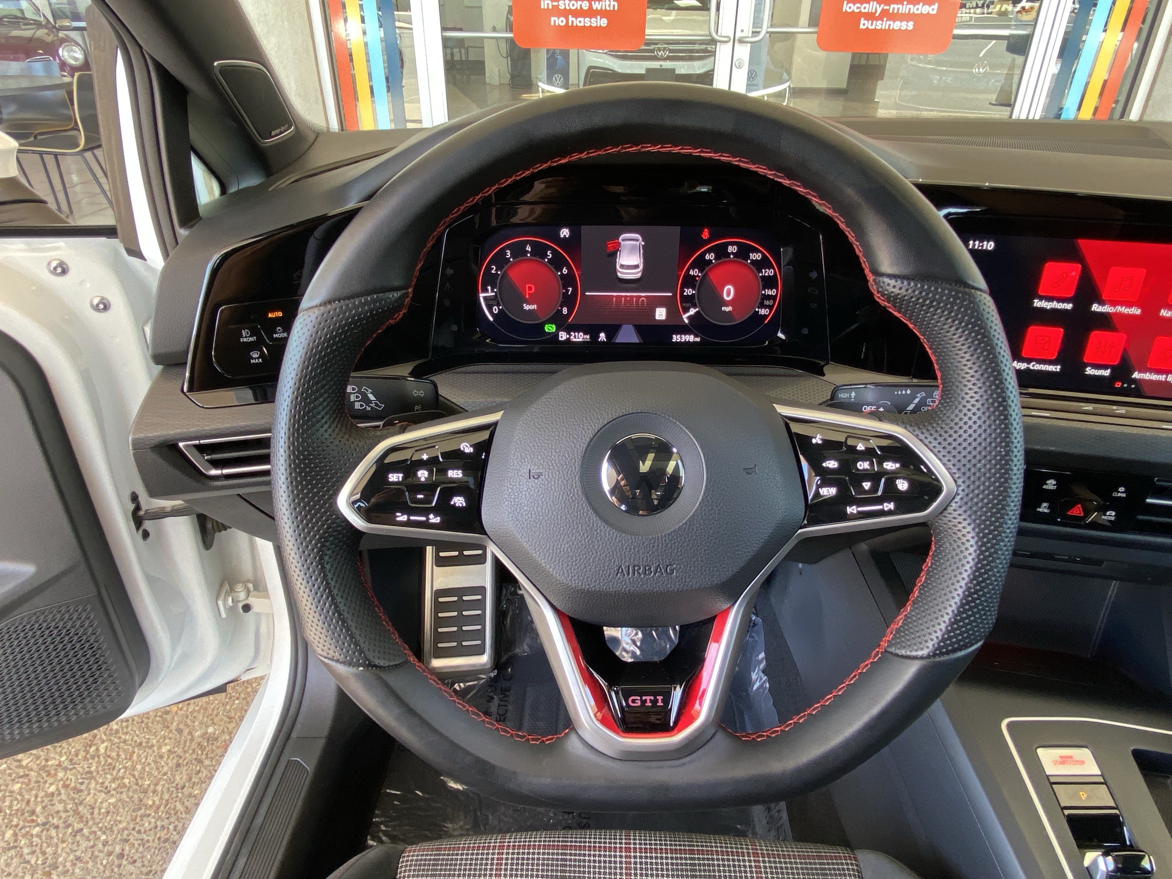 Certified 2022 Volkswagen GTI SE FWD image 26