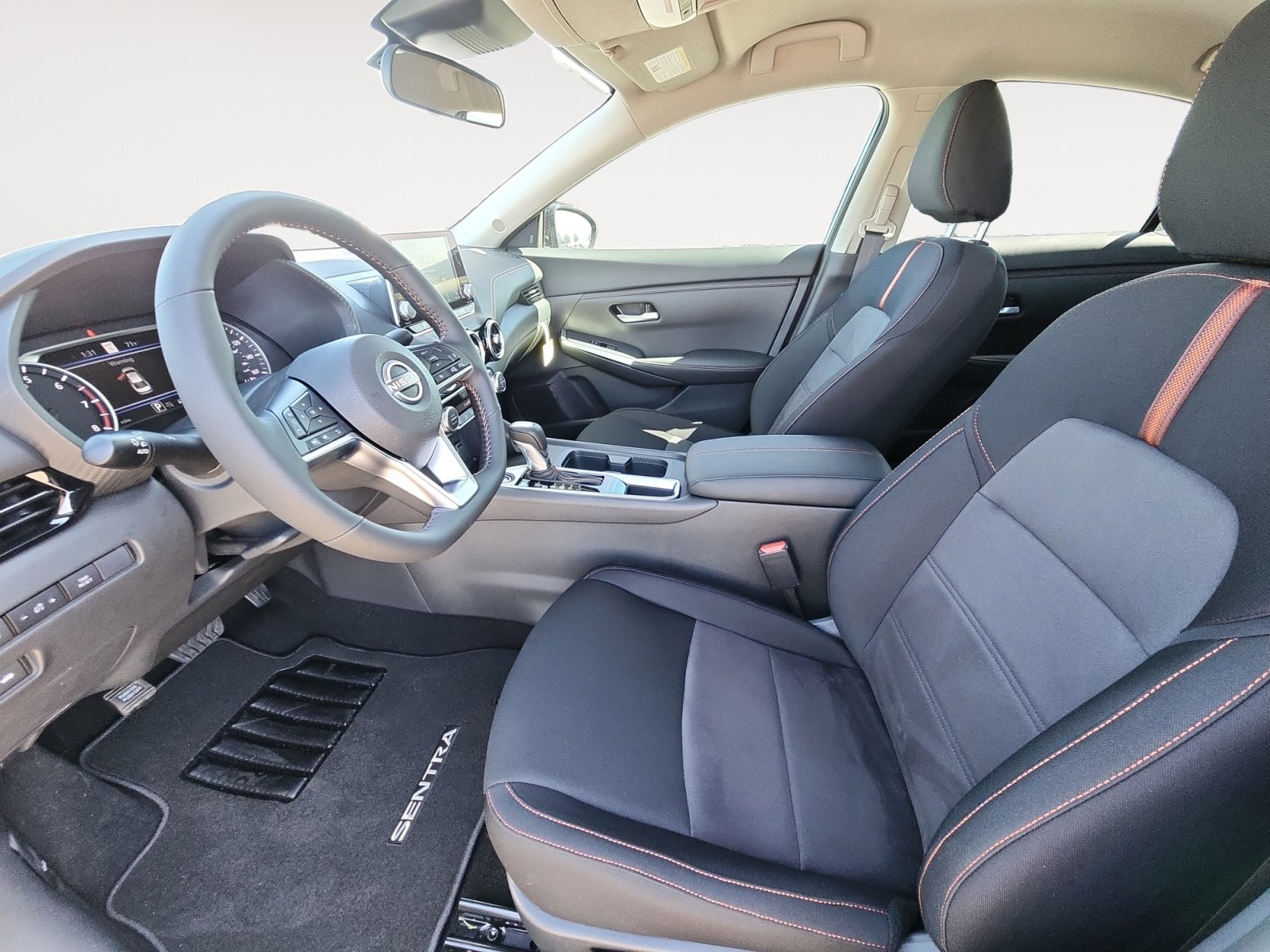New 2025 Nissan Sentra SR image 22