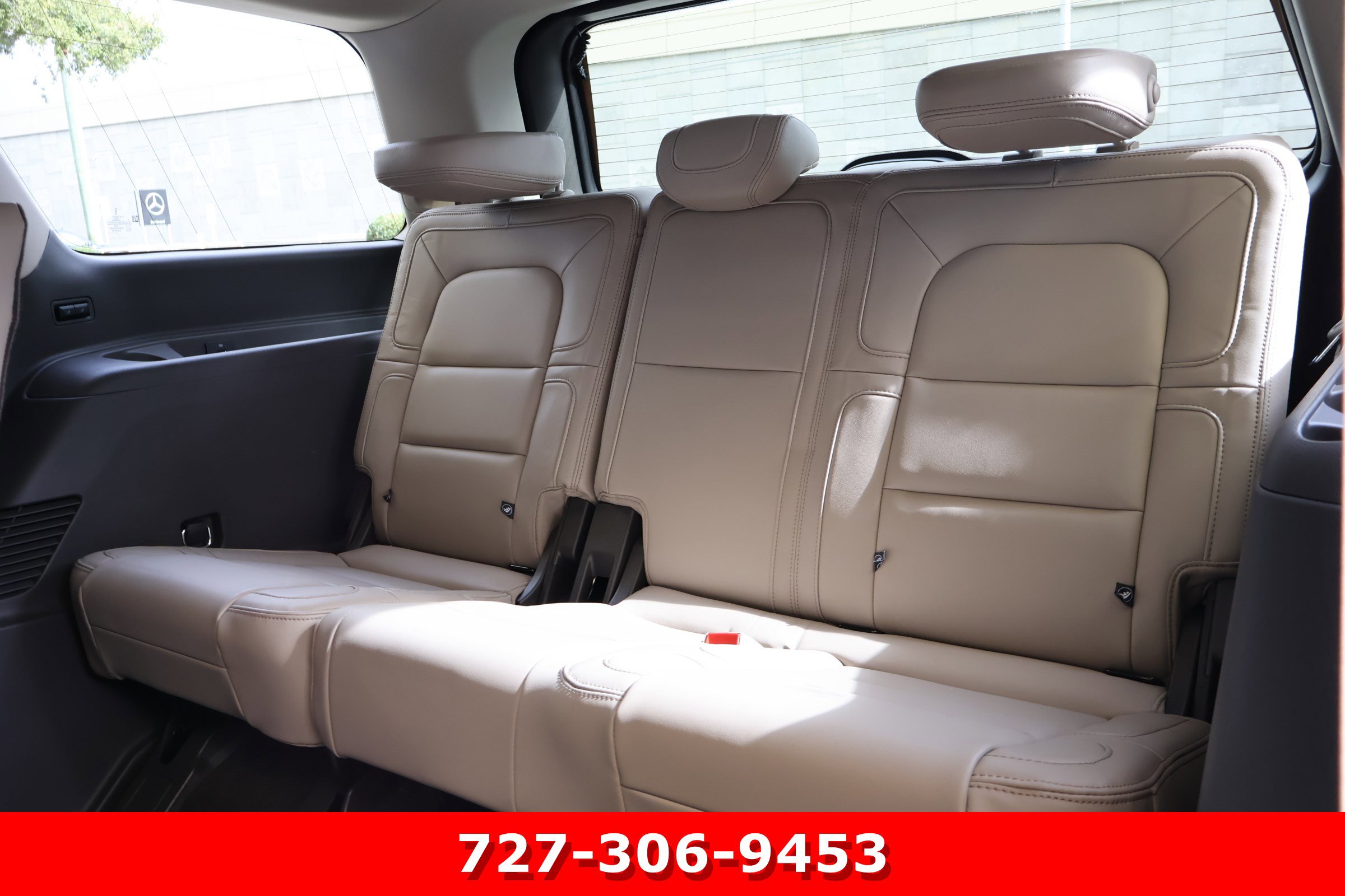 Used 2024 Lincoln Navigator Reserve image 18