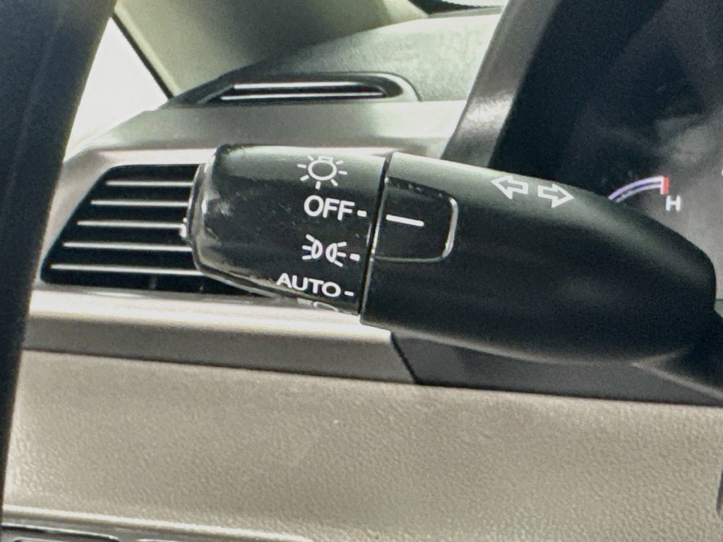 Used 2016 Honda Odyssey SE image 13