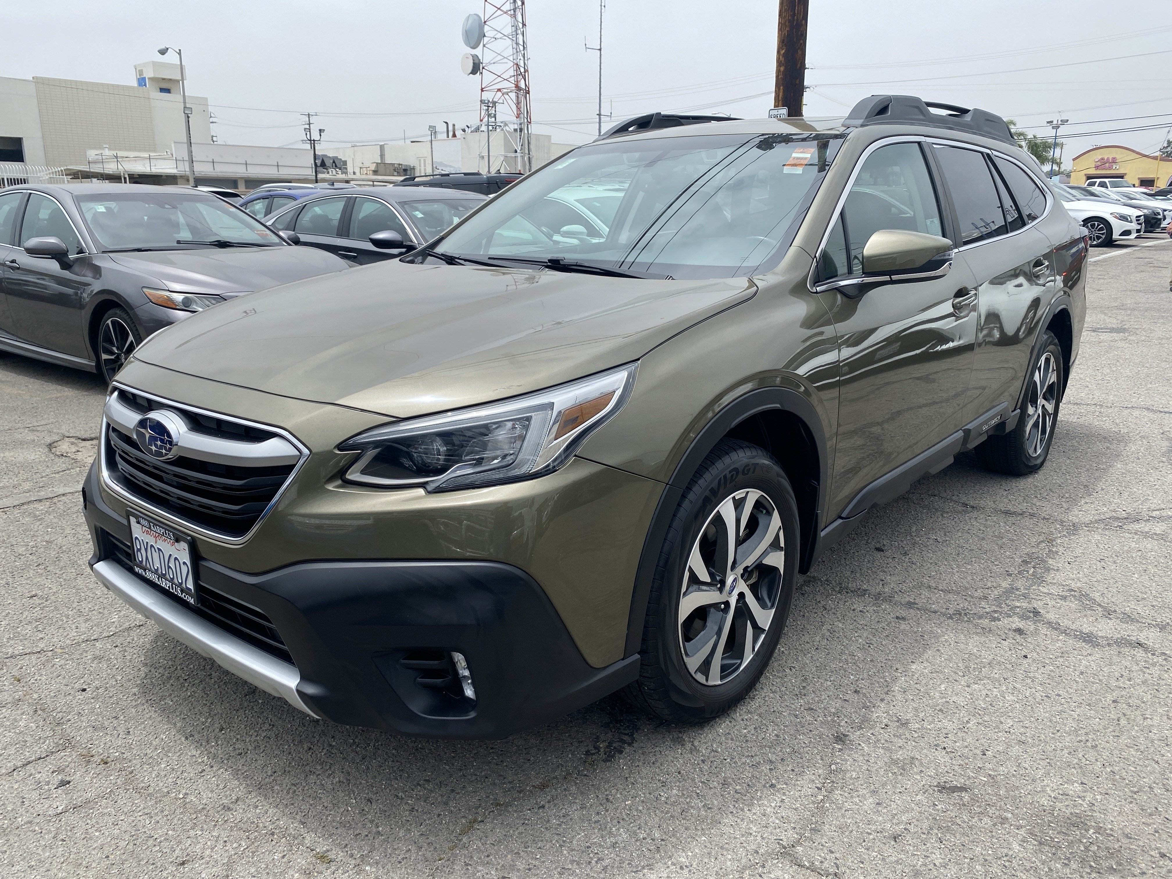 Used 2022 Subaru Outback Limited w/ Popular Package #2 AWD/4WD image 2
