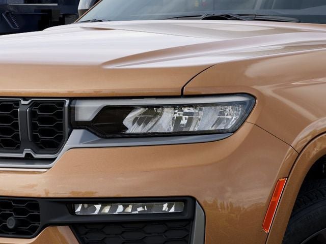 New 2026 Jeep Grand Cherokee Limited AWD/4WD image 10