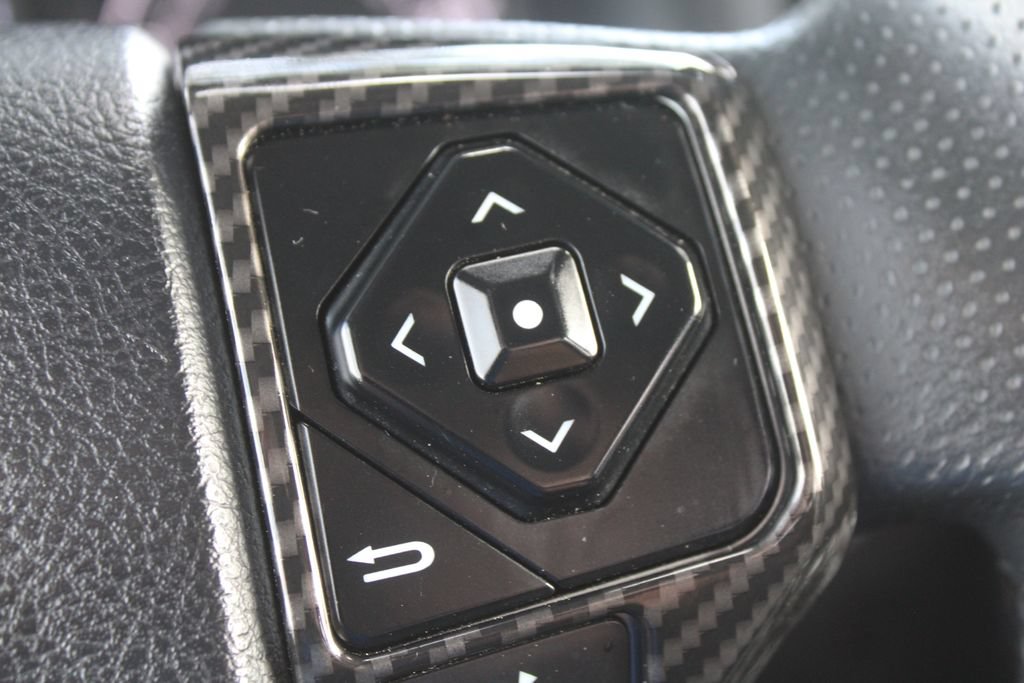 Used 2022 Toyota 4Runner SR5 Premium AWD/4WD image 32
