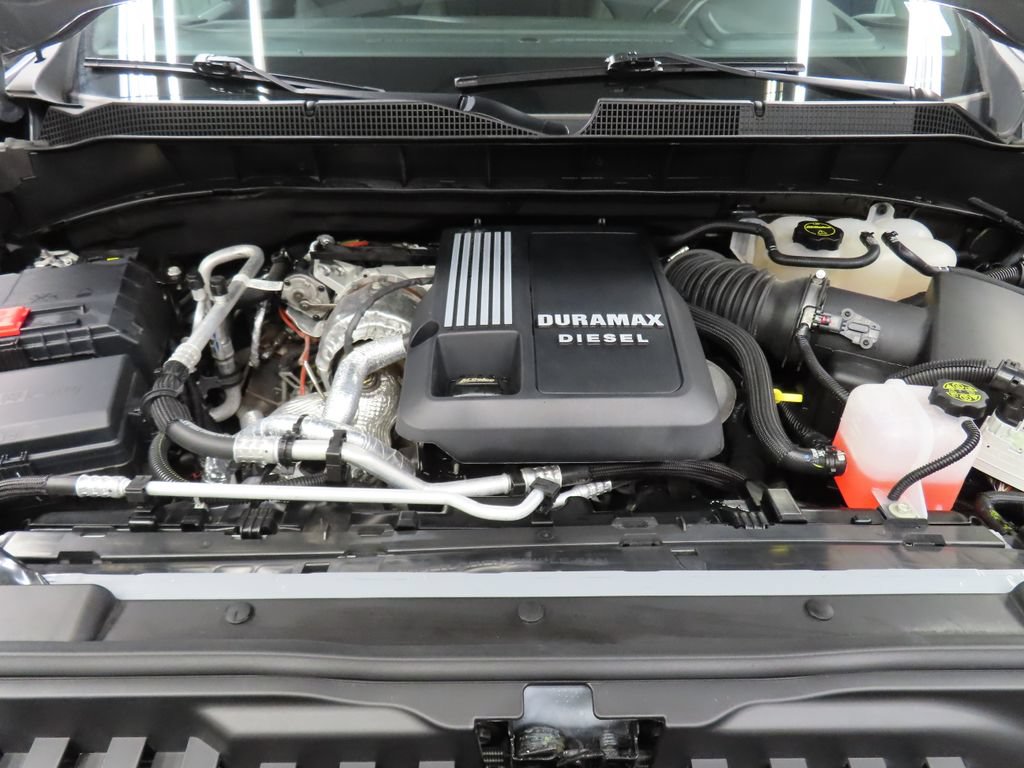 Used 2025 Chevrolet Silverado 1500 RST AWD/4WD image 37