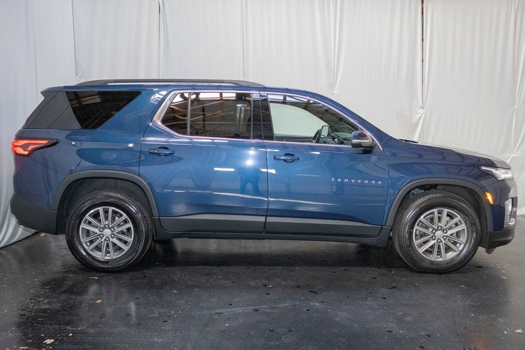 Certified 2023 Chevrolet Traverse LT image 4