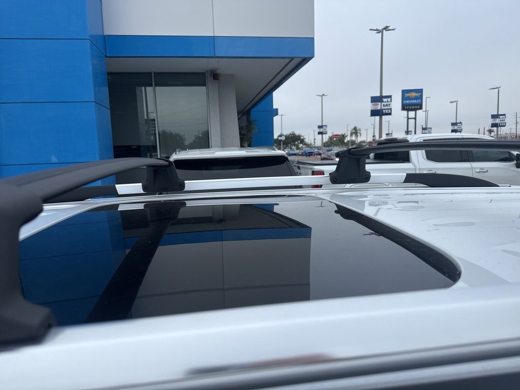 Used 2023 Chevrolet Traverse High Country image 9