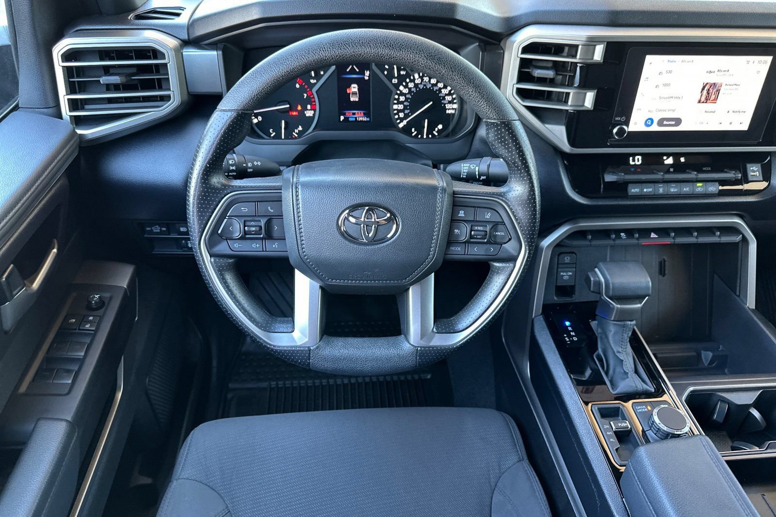 Used 2025 Toyota Tundra SR5 AWD/4WD image 15