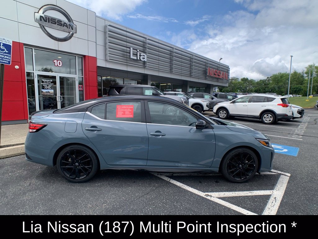 Used 2025 Nissan Sentra SR w/ Midnight Edition FWD image 2