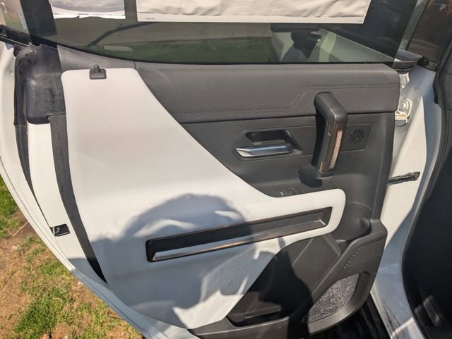 New 2024 GMC Hummer EV 2X w/ Extreme Off-Road Package image 10