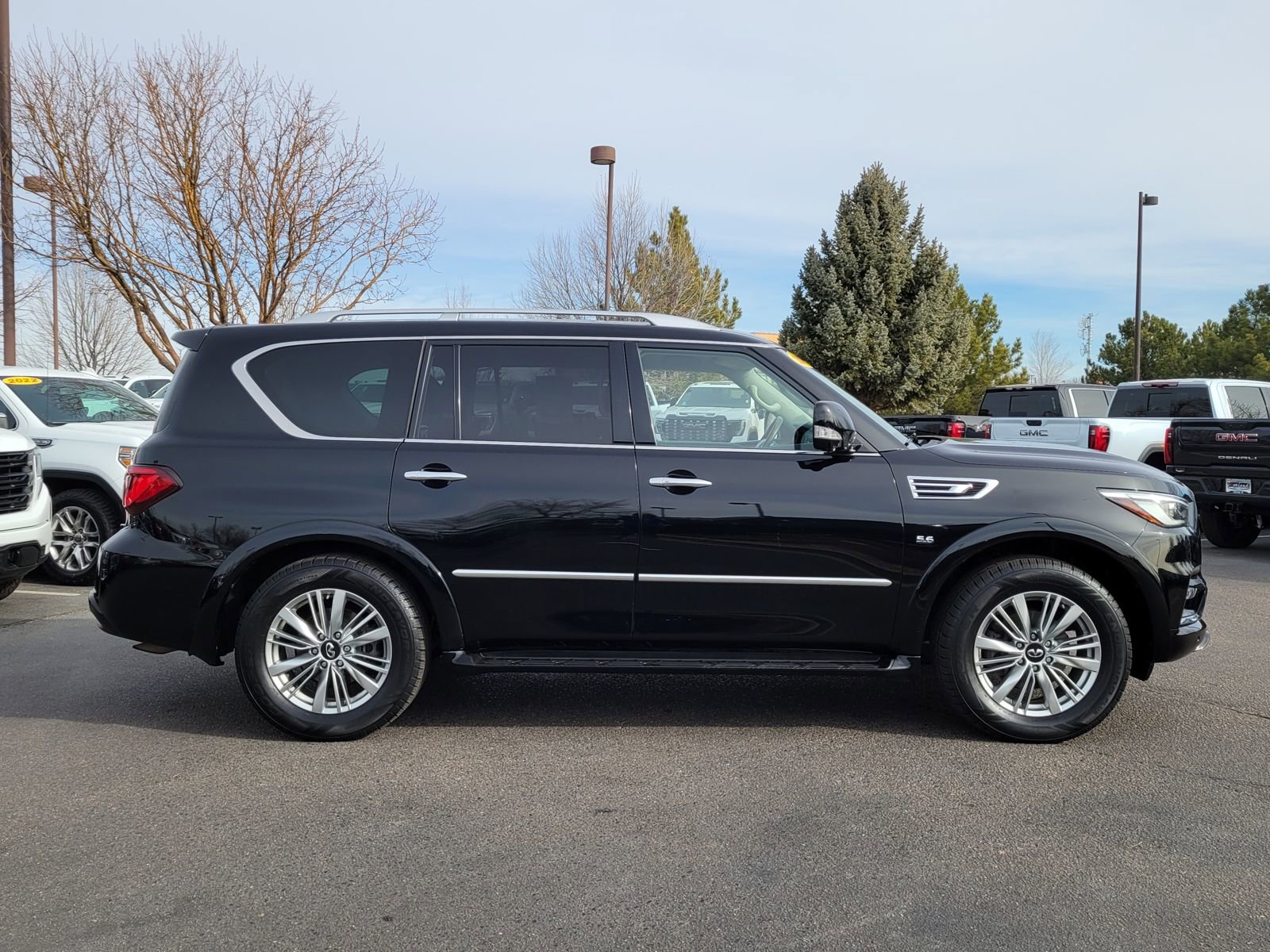 Used 2018 INFINITI QX80 4WD image 2
