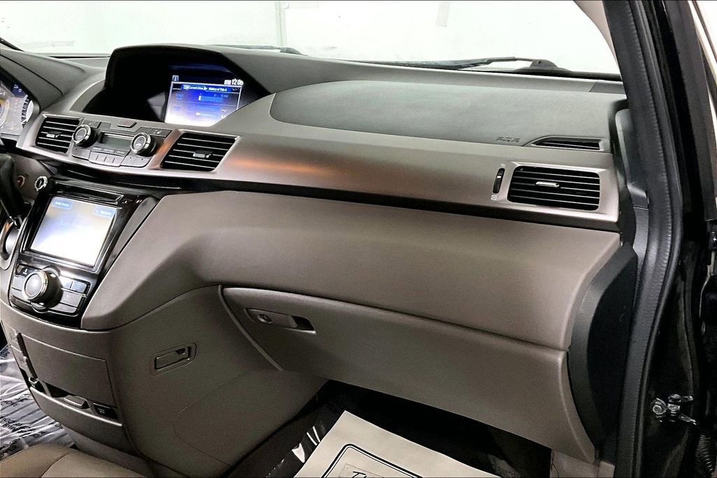 Used 2017 Honda Odyssey EX-L image 15