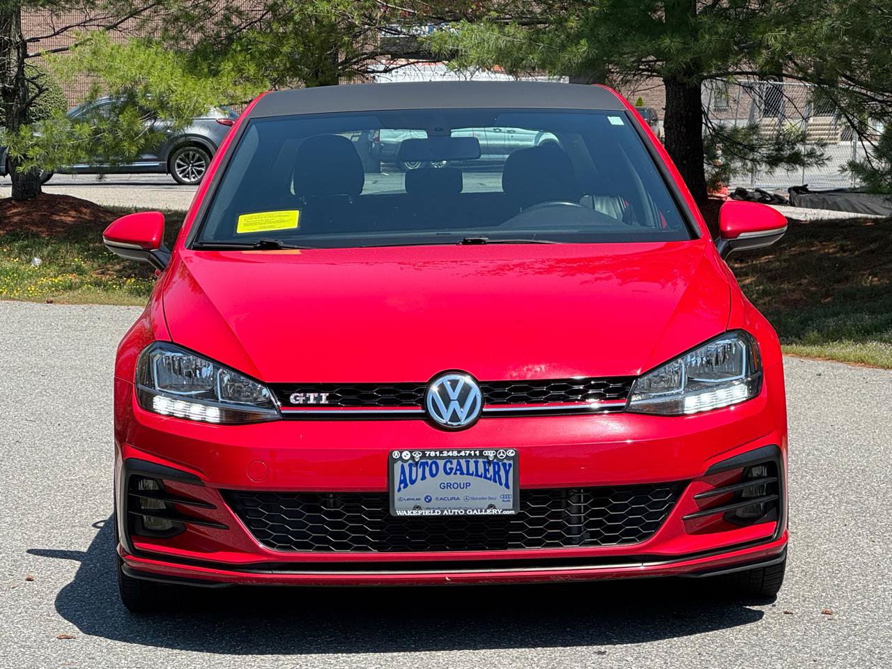 Used 2019 Volkswagen GTI S w/ Driver Assistance Package FWD image 2