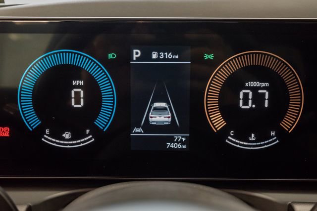 Certified 2025 Hyundai Santa Cruz SEL AWD/4WD image 13