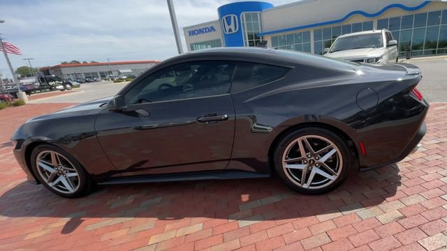 Used 2024 Ford Mustang Premium RWD image 7