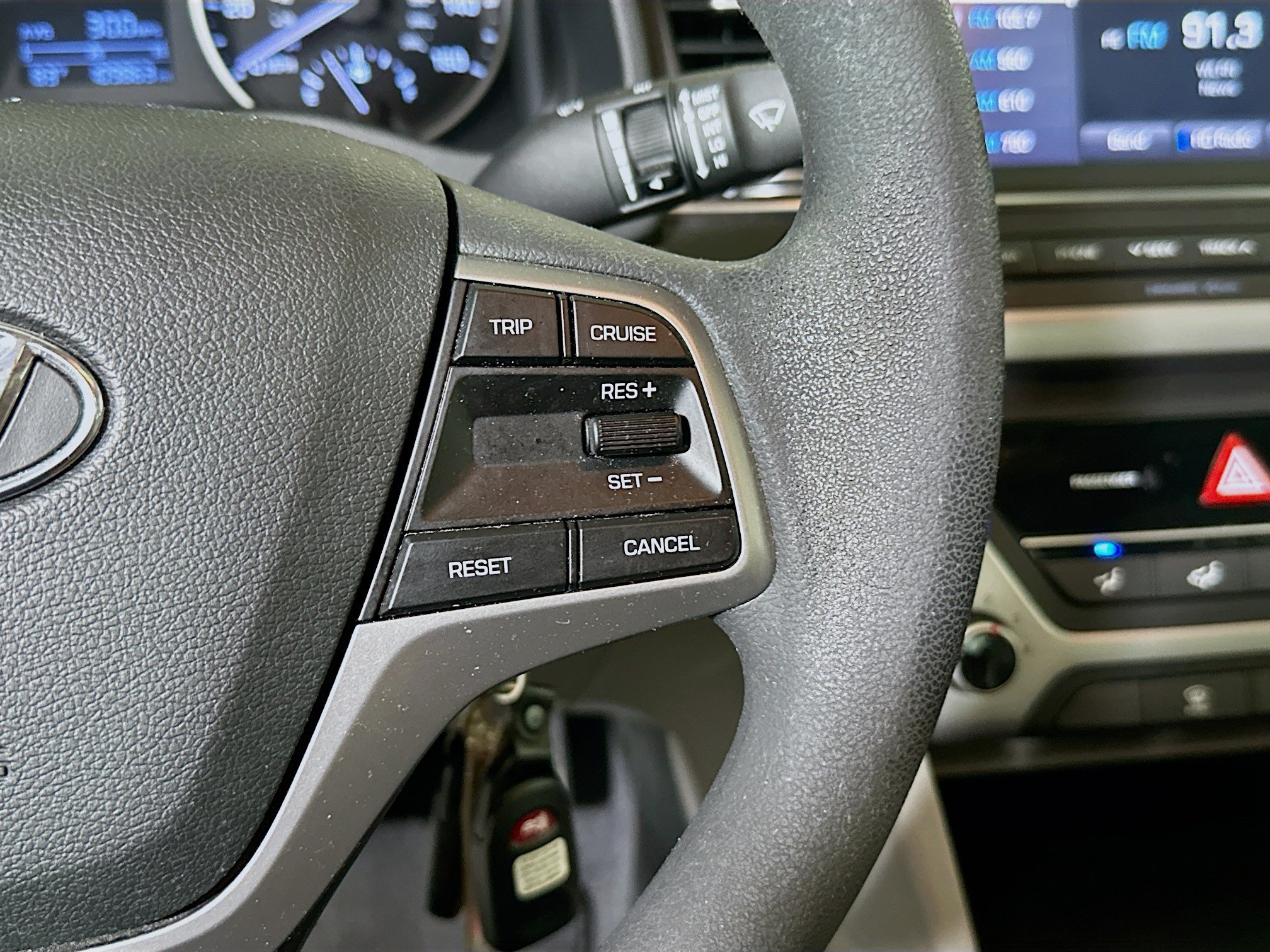 Used 2018 Hyundai Elantra SE w/ SE Connectivity Package 04 FWD image 17