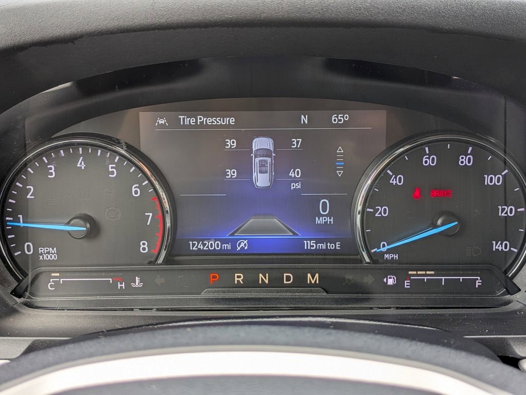 Used 2021 Ford Explorer XLT w/ Equipment Group 202A image 30