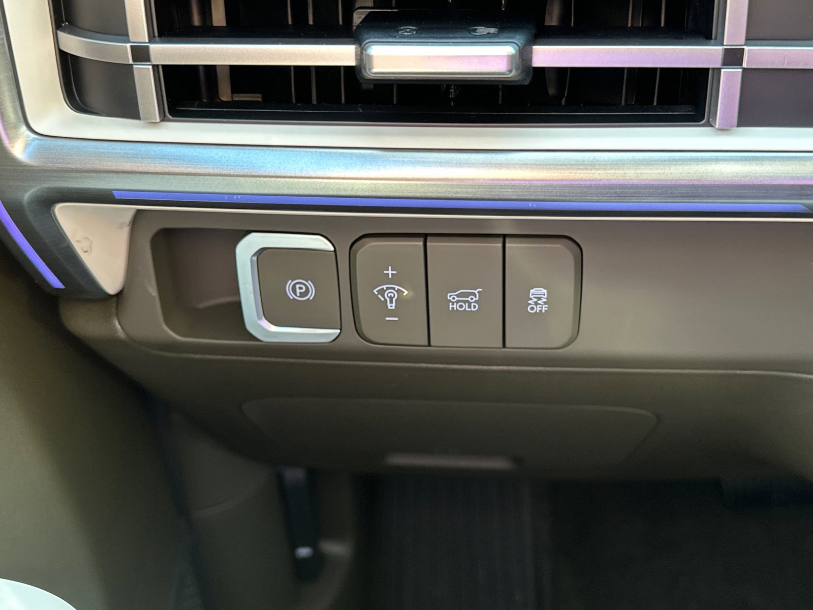 New 2025 Hyundai Santa Fe Calligraphy image 29