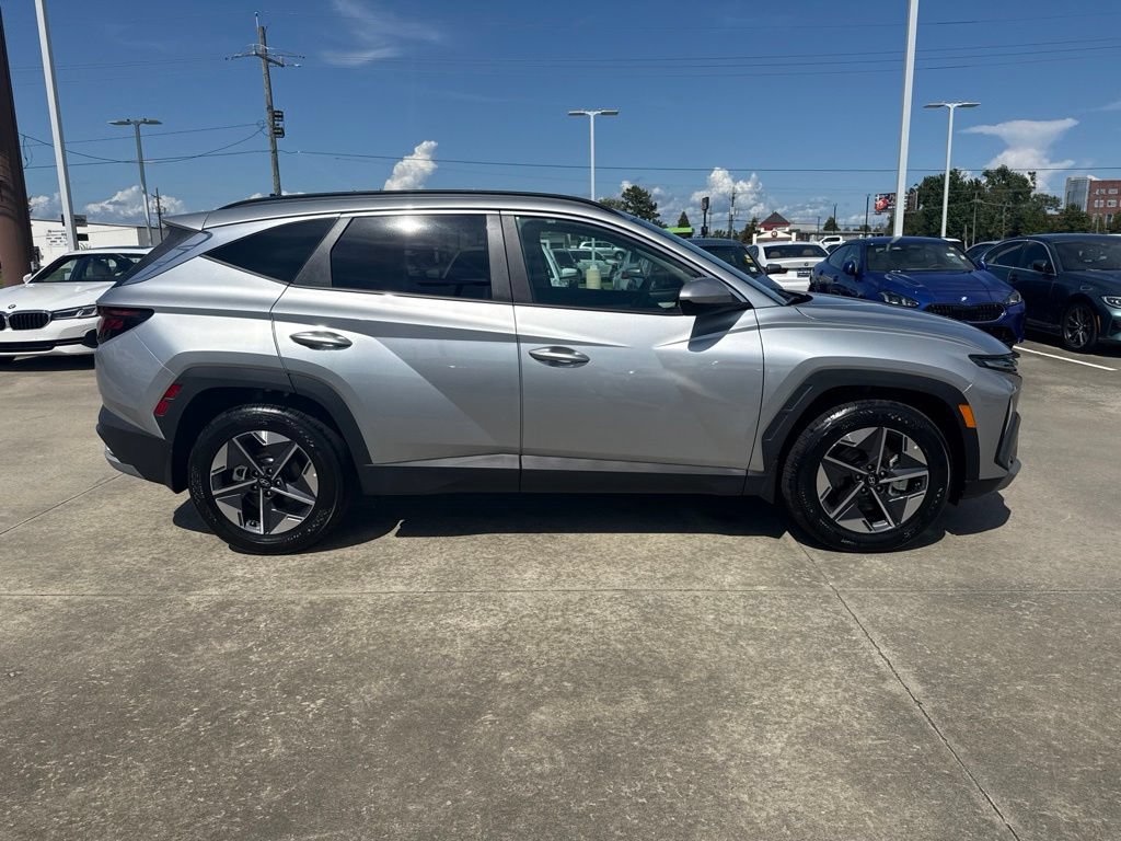 Used 2025 Hyundai Tucson SEL FWD image 6