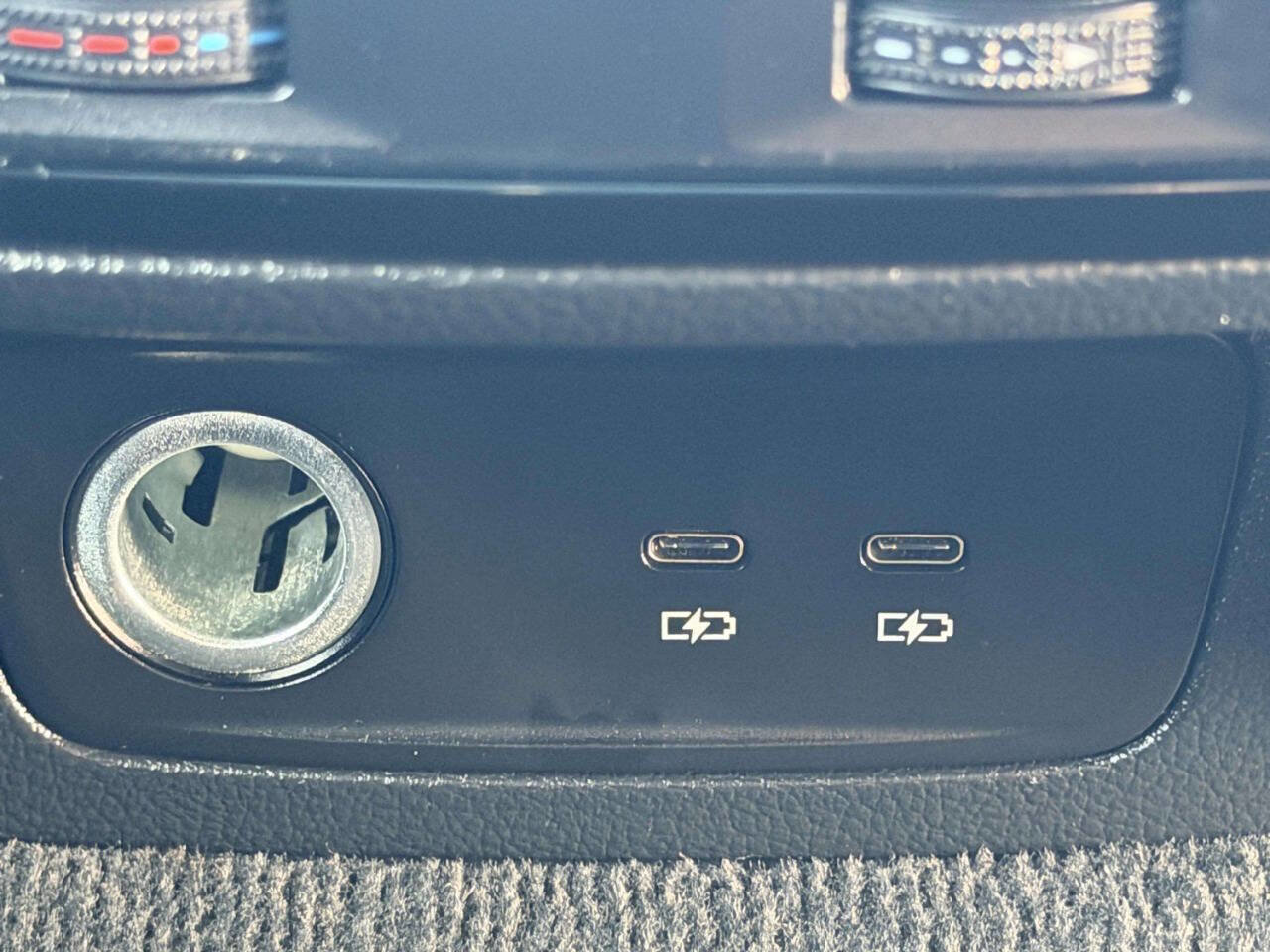 Used 2022 Audi Q3 2.0T Premium image 28