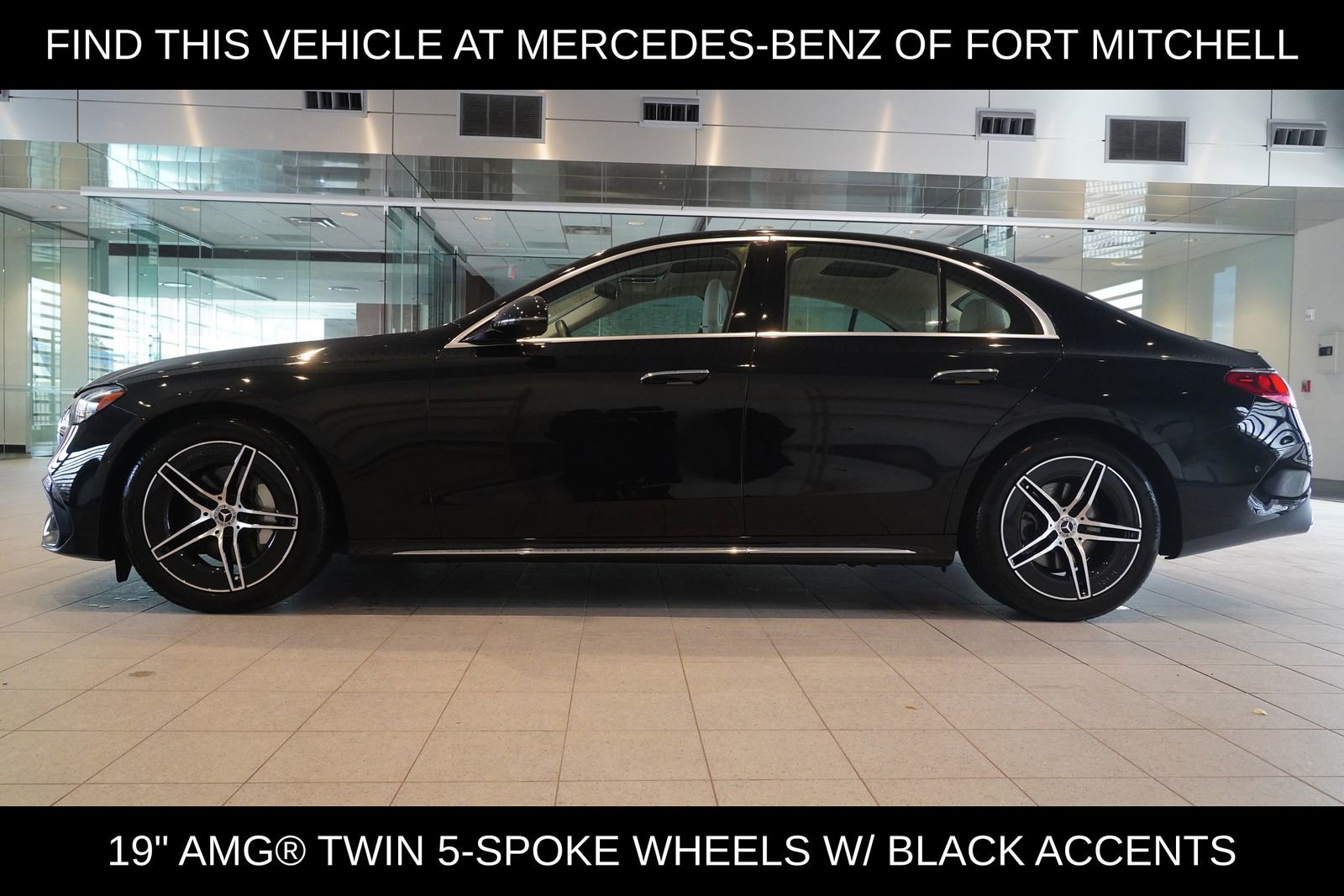 Used 2025 Mercedes-Benz E 350 4MATIC Sedan image 4