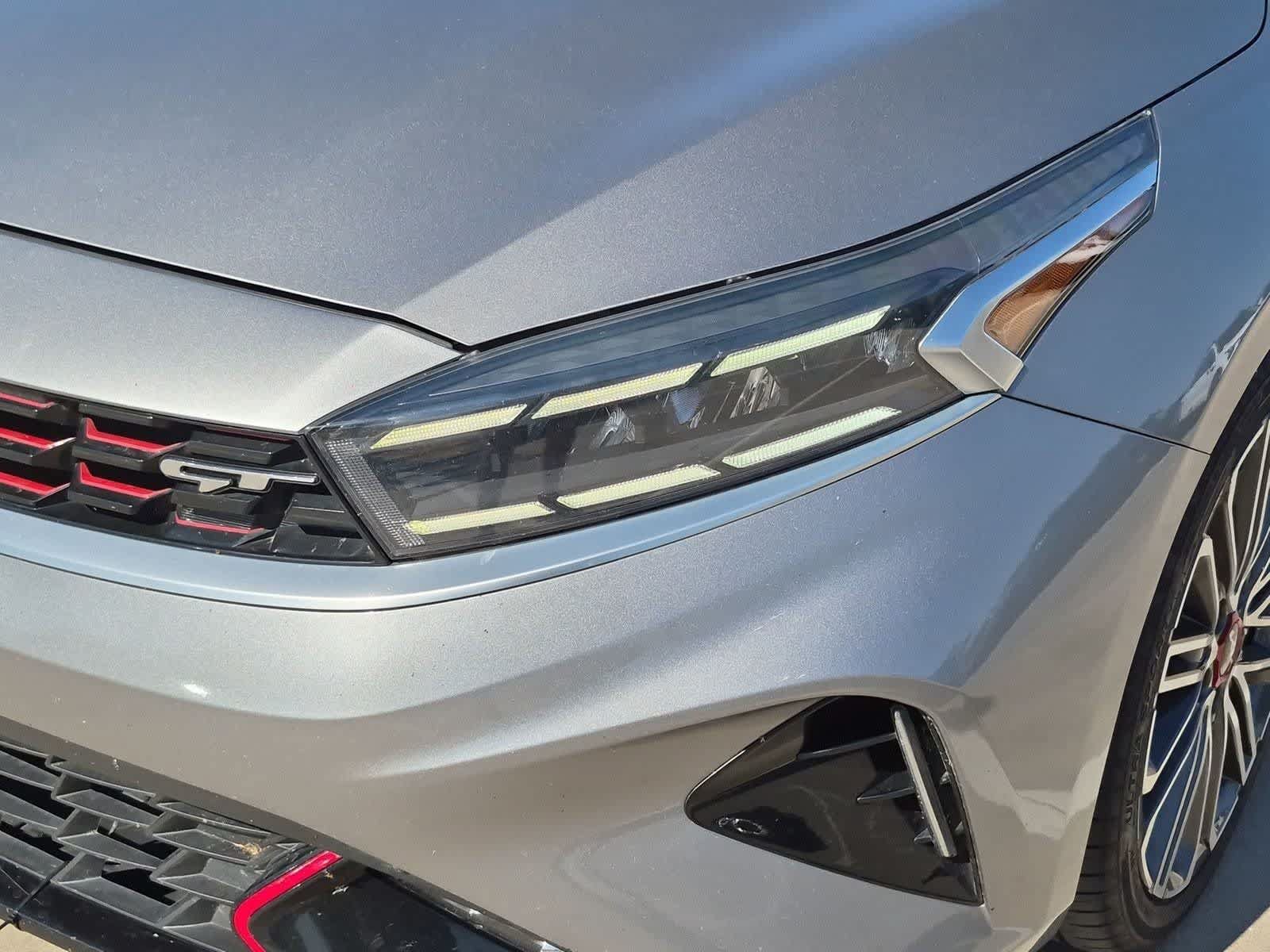 Used 2022 Kia Forte GT w/ GT Technology Package FWD image 10